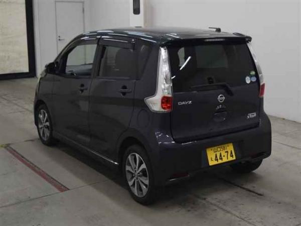 Хэтчбек турбо кей-кар Nissan Dayz кузов B21W модификация Highway Star - G Turbo — фото 2